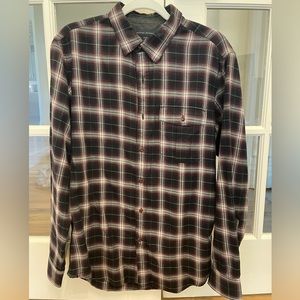 Men’s Banana Republic Plaid button up - medium